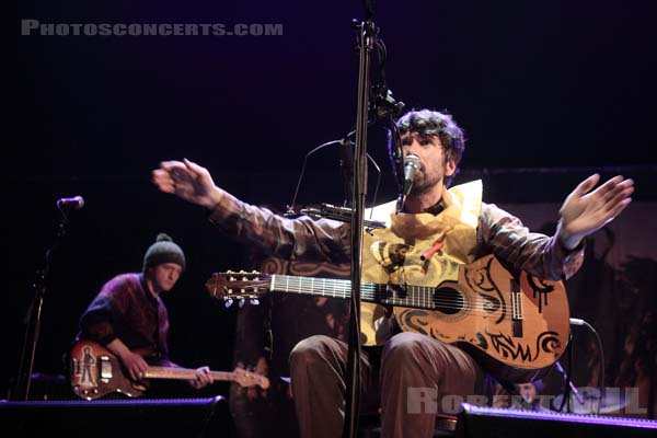 GRUFF RHYS - 2011-03-04 - PARIS - Cafe de la Danse - 